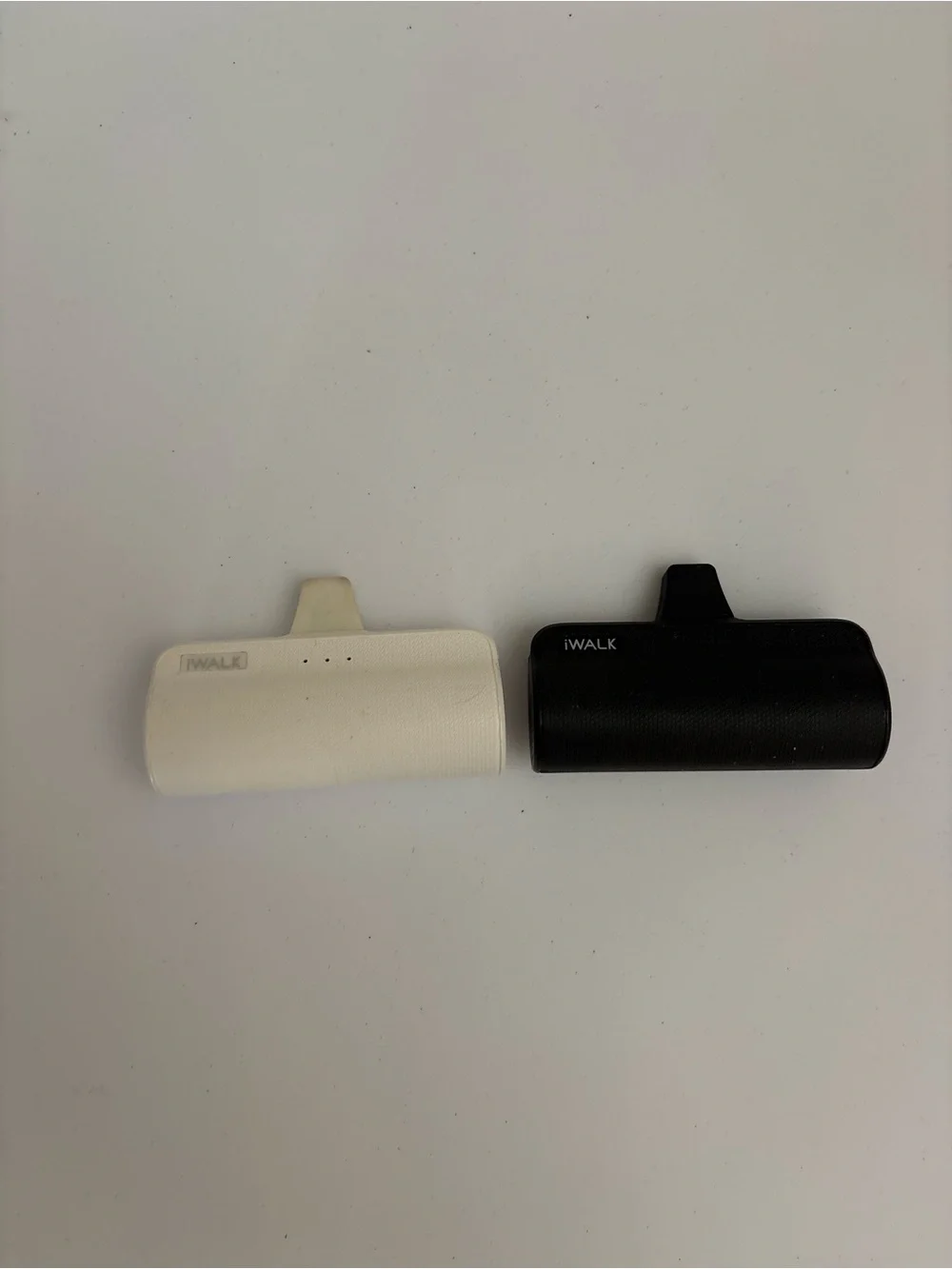 iWALK Portable Power Bank Duo - White & Black